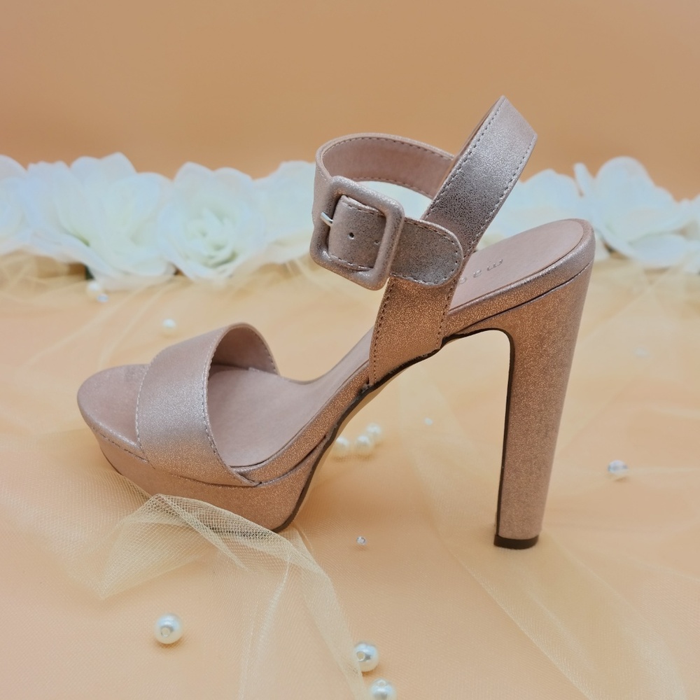 Madden Girl Rolloo Platform Sandal - Rose Gold